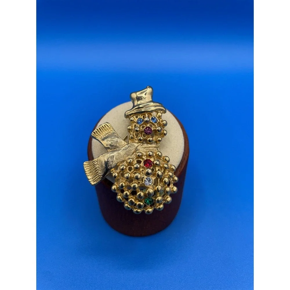 Vintage Gold Tone Snowman Brooch Pin Scarf Multi-Color Rhinestone Christmas Boho